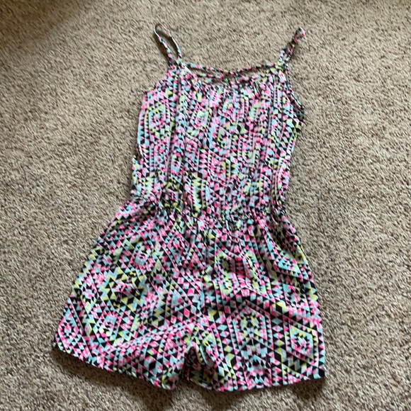 Romper - Picture 1 of 3
